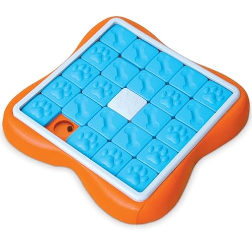 Outward Hound Level 3 Dog Treat Puzzle Toy