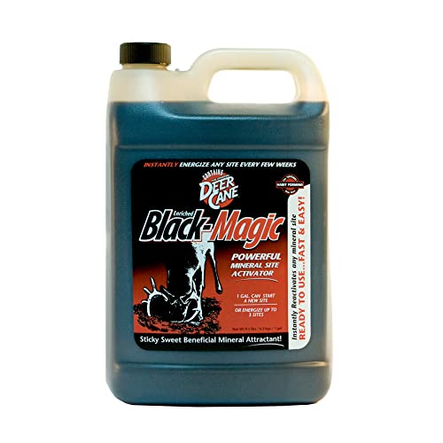 EVOLVED HABITATS Deer Cane Black Magic Liquid Mineral Attractant