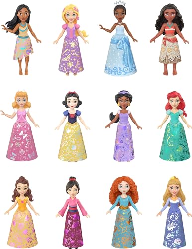 Disney Princess Ultimate Pack: 12 Posable Dolls in Outfits