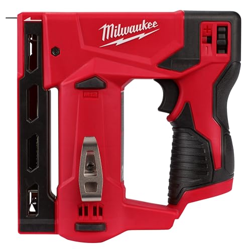 Milwaukee M12 3/8″ Crown Stapler
